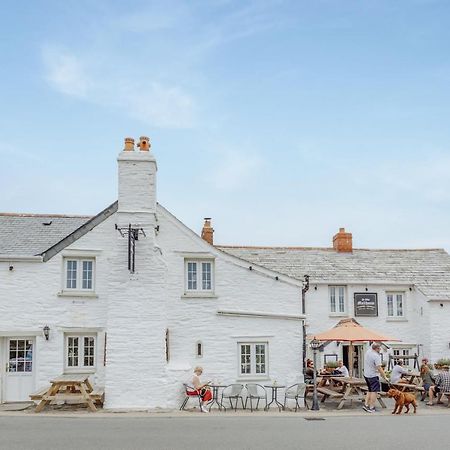 The Olde Malthouse Inn Tintagel Extérieur photo