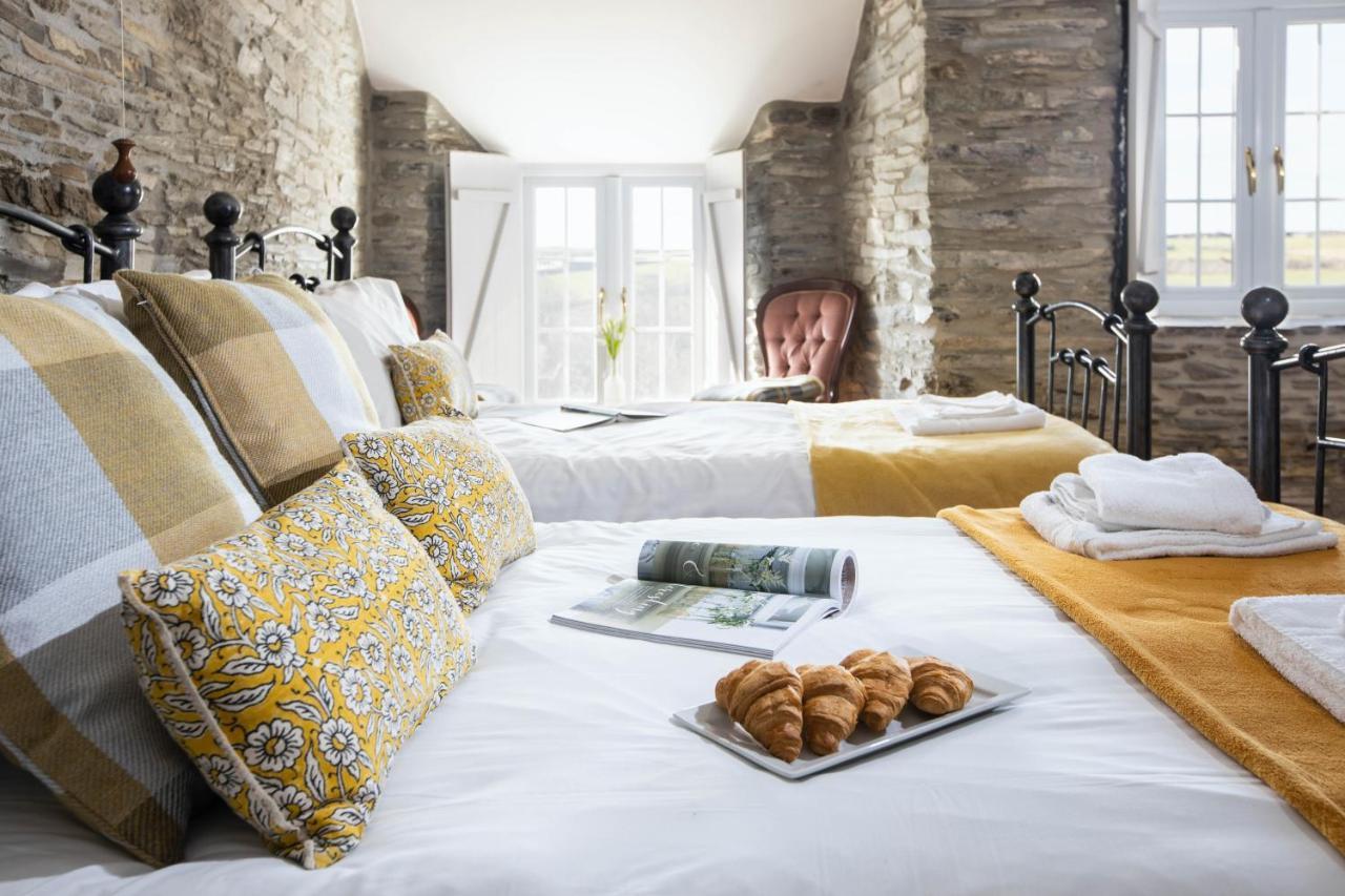 The Olde Malthouse Inn Tintagel Extérieur photo
