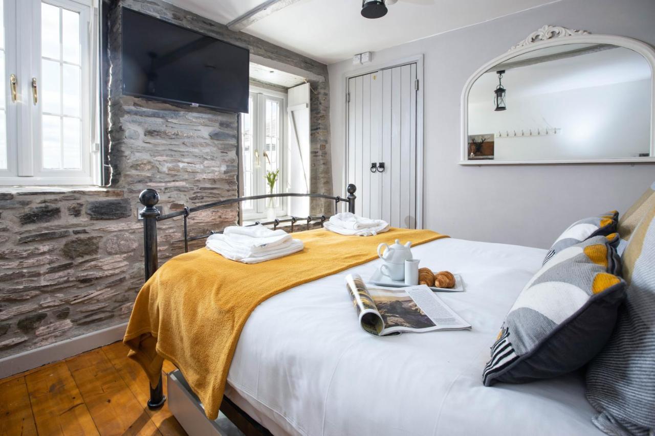 The Olde Malthouse Inn Tintagel Extérieur photo
