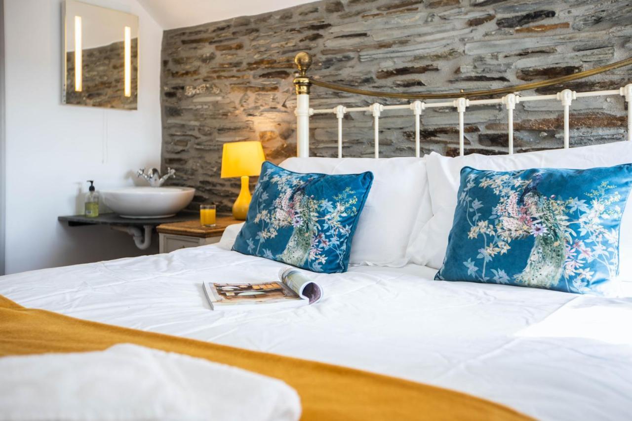 The Olde Malthouse Inn Tintagel Extérieur photo