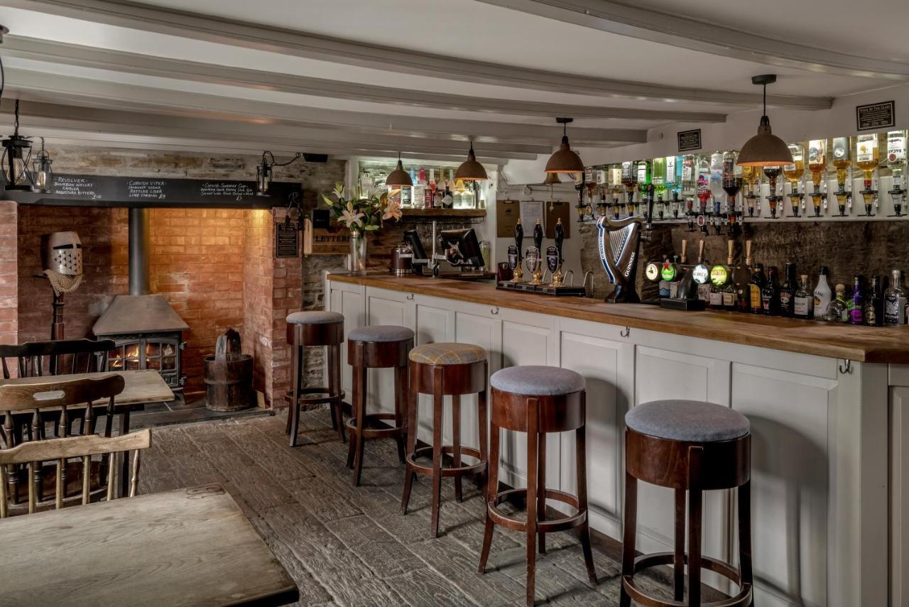 The Olde Malthouse Inn Tintagel Extérieur photo