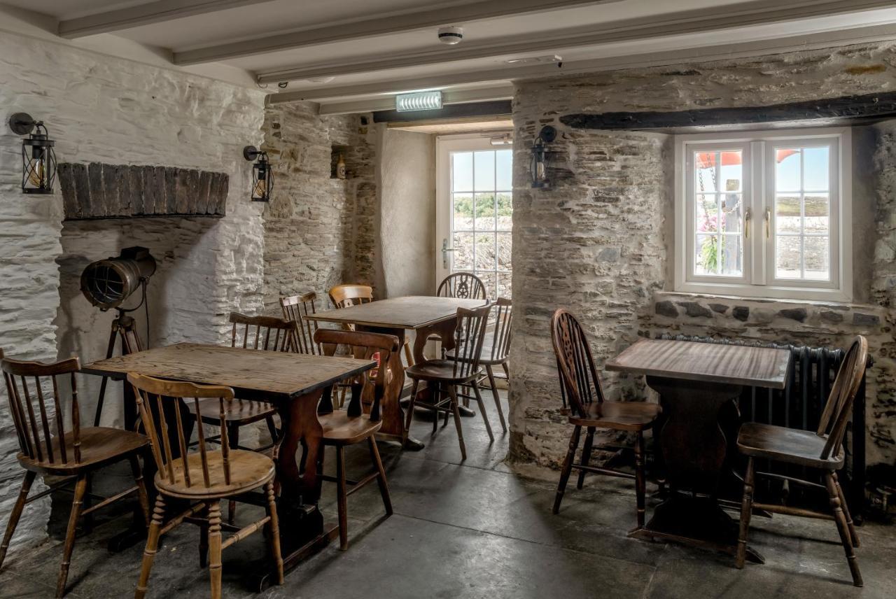 The Olde Malthouse Inn Tintagel Extérieur photo
