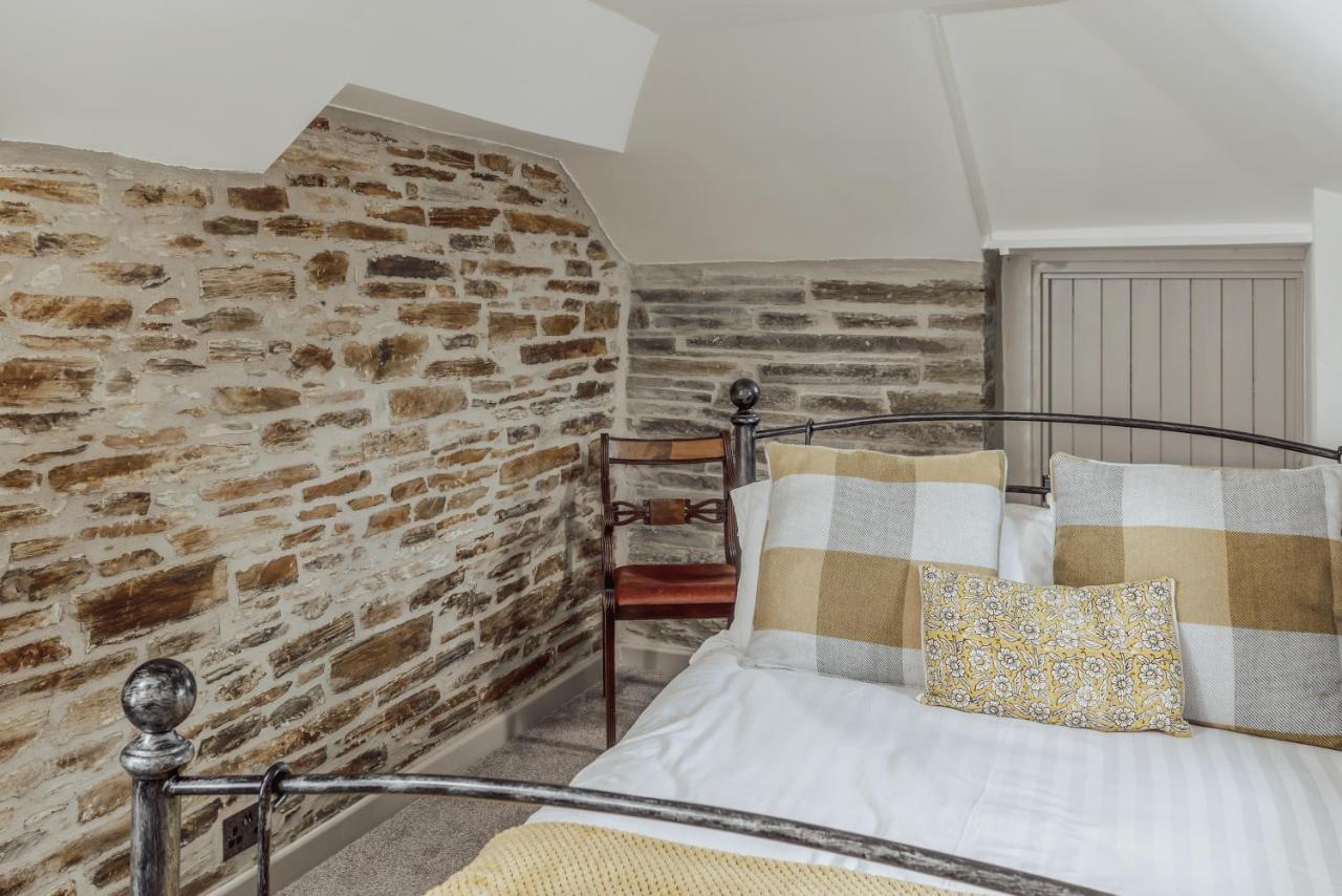 The Olde Malthouse Inn Tintagel Extérieur photo